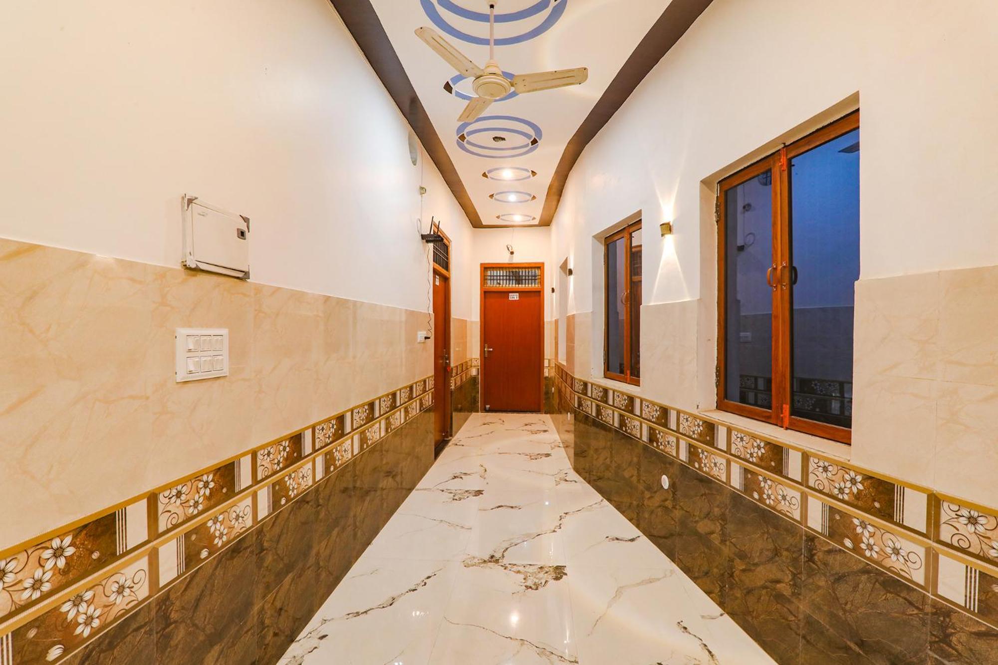 Fabexpress Shree Siya Raman - 500M From Shri Ram Janam Bhumi Ayodhya Exterior foto